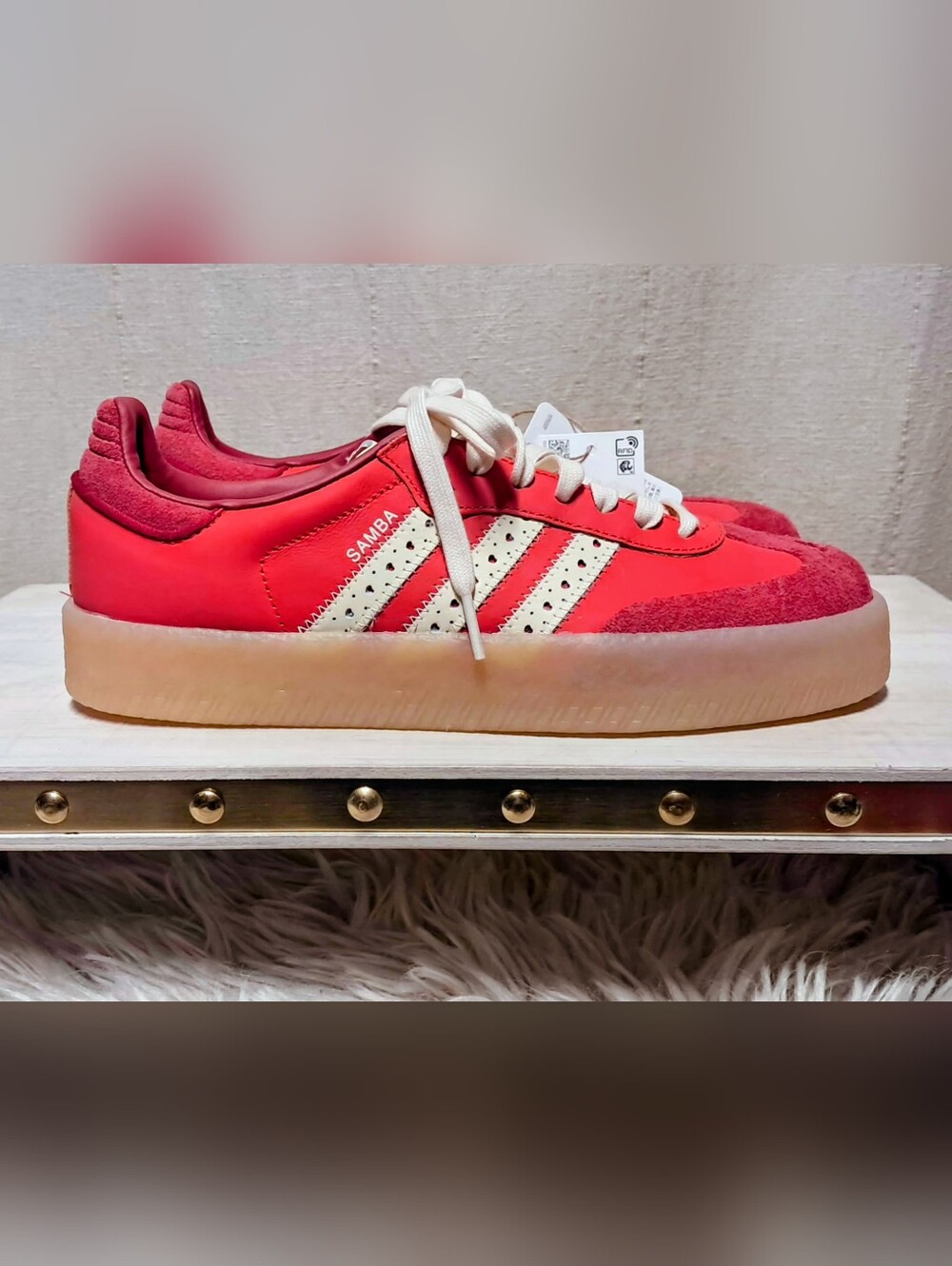Adidas Sambae "Valentine's Day" Edition (Style Code: JH7287) Size 7.5 NWT - Picture 3 of 12
